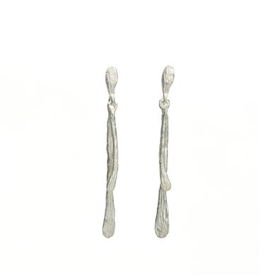 Long earrings in silver