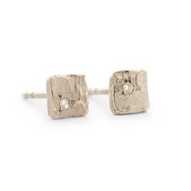 Rough square ear studs with diamond