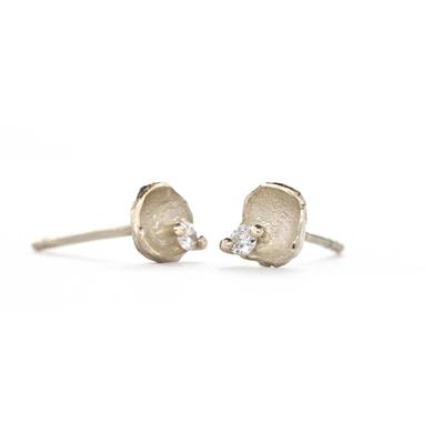 Boucles d'oreille cuve avec diamant