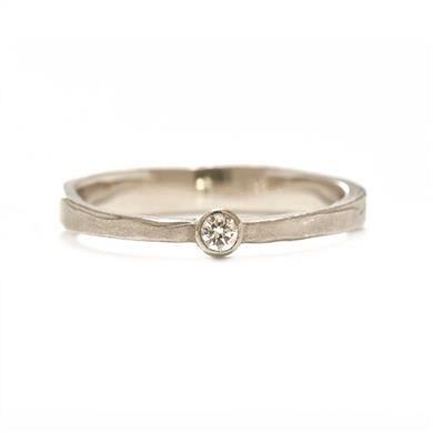 Thin classic engagement ring with diamond - Wim Meeussen Antwerp