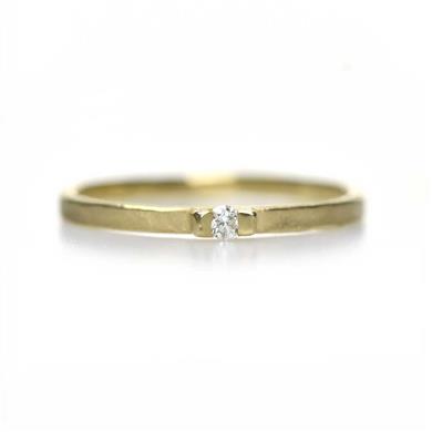 Fijne verlovingsring met diamant