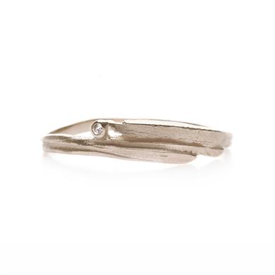 Bague enveloppante avec diamant