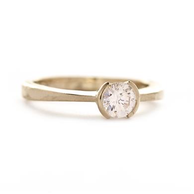 Stylish engagement ring in gold - Wim Meeussen Antwerp