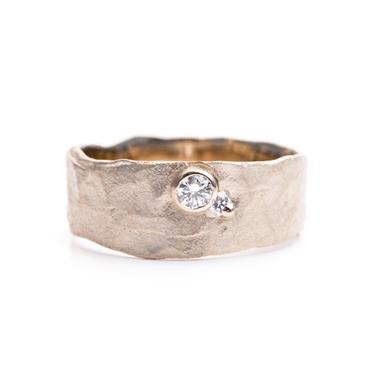 large Bague de fiançailles en or avec diamants