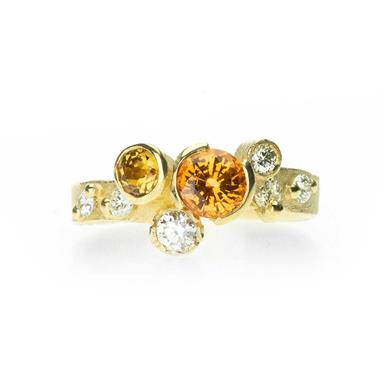Bague de fête avec des pierres (semi-) préc.