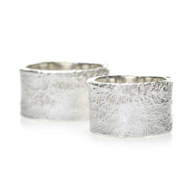 Brede robuuste trouwring in zilver